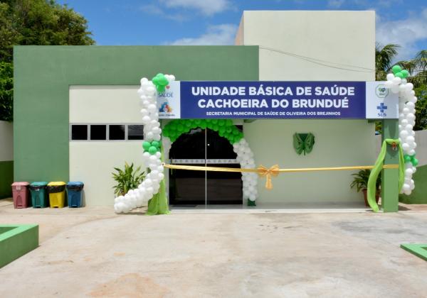 Oliveira dos Brejinhos: Prefeito Silvinho inaugura UBS na Cachoeira de Brundué